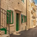 Rustical Apartamento Baška Voda